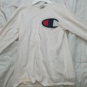 Long white Sleeve champion shirt